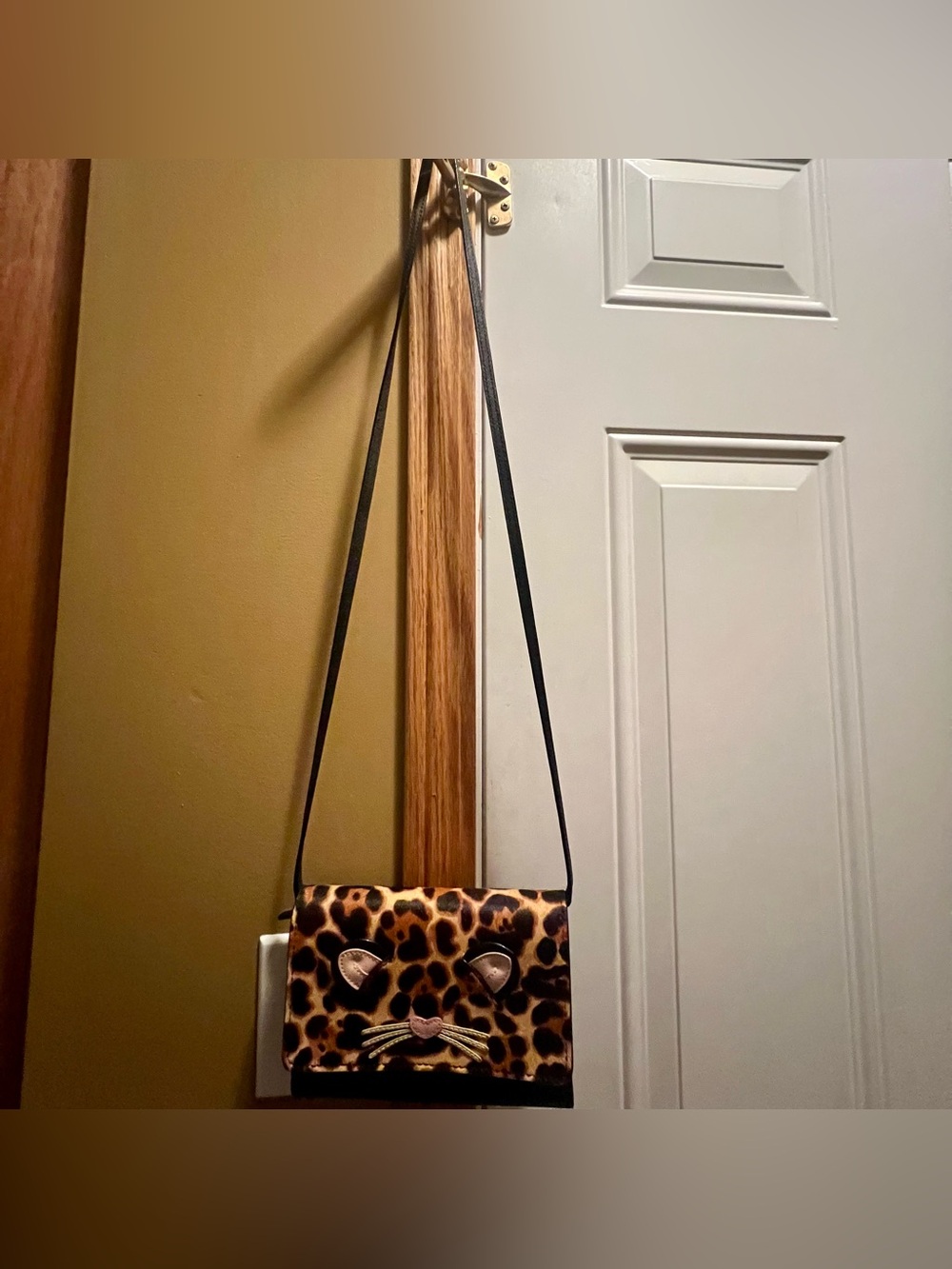 Kate Spade Run Wild Leopard Crossbody WLRU5029 - Picture 3 of 17